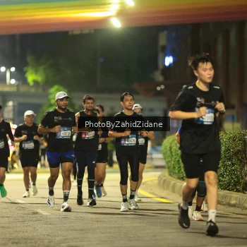 Runner Photo 3774965