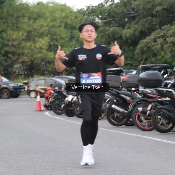 Runner Photo 3774983