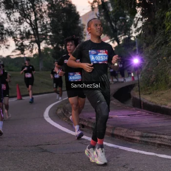 Runner Photo 3775001