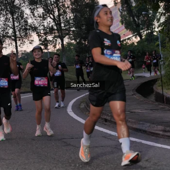 Runner Photo 3775003