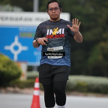 Runner Photo 3775043
