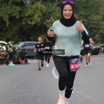 Runner Photo 3775080