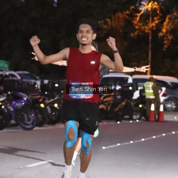 Runner Photo 3775094