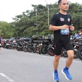 Runner Photo 3775221