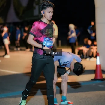 Runner Photo 3775368