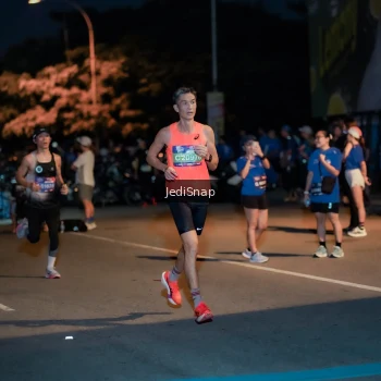 Runner Photo 3775377