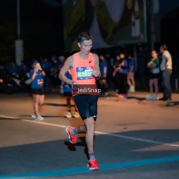 Runner Photo 3775413