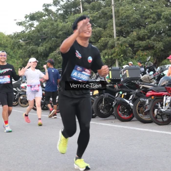Runner Photo 3775481