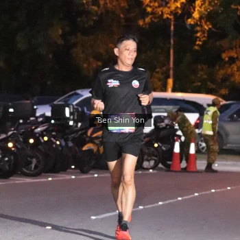 Runner Photo 3775486