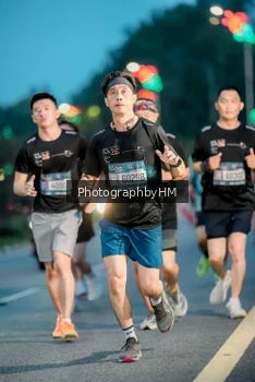 Runner Photo 3775564
