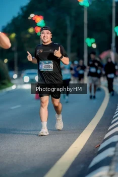 Runner Photo 3775684