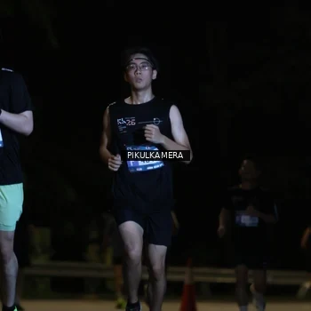 Runner Photo 3775687
