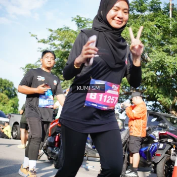Runner Photo 3775713