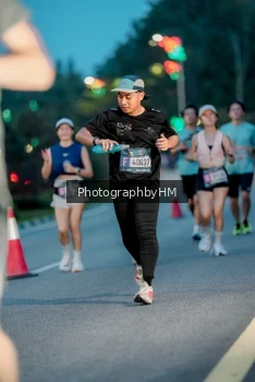 Runner Photo 3775745