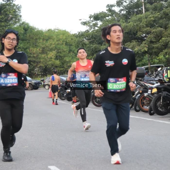 Runner Photo 3775756