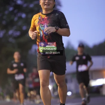 Runner Photo 3775900