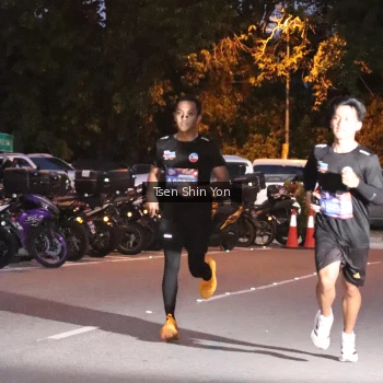 Runner Photo 3775934