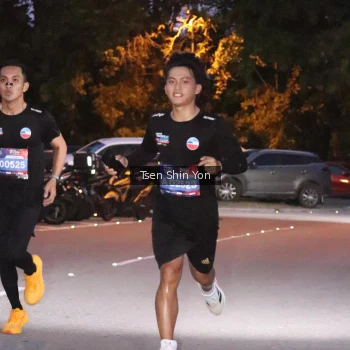 Runner Photo 3775944