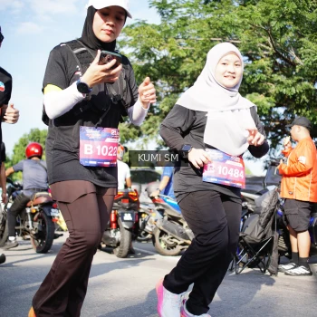 Runner Photo 3776075