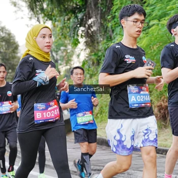 Runner Photo 3776092