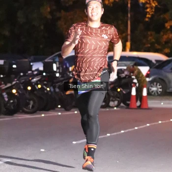 Runner Photo 3776186