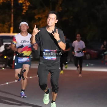 Runner Photo 3776211