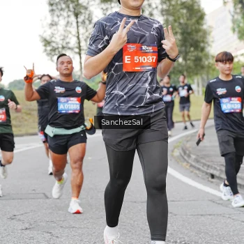 Runner Photo 3776263