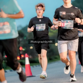 Runner Photo 3776279