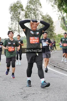 Runner Photo 3776311