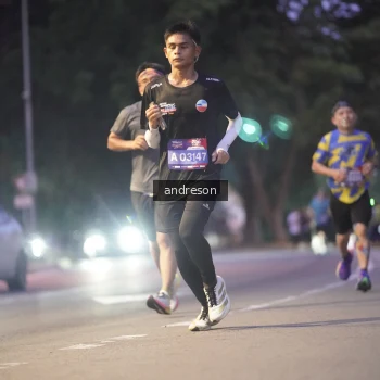 Runner Photo 3776316