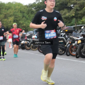 Runner Photo 3776362