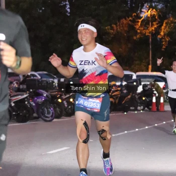 Runner Photo 3776383