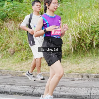 Runner Photo 3776386