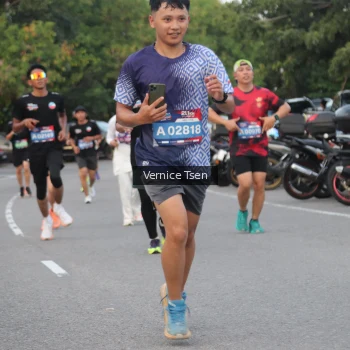 Runner Photo 3776469