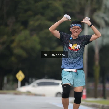 Runner Photo 3776491