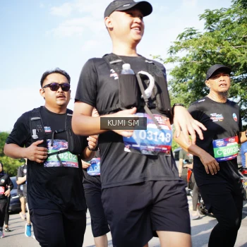 Runner Photo 3776542