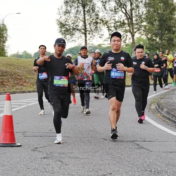 Runner Photo 3776558