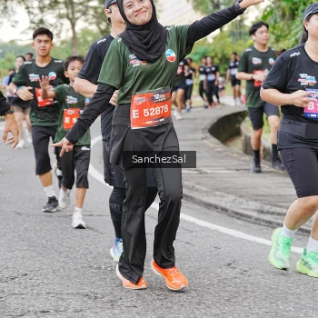 Runner Photo 3776601