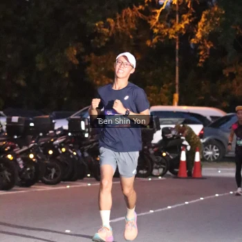 Runner Photo 3776698