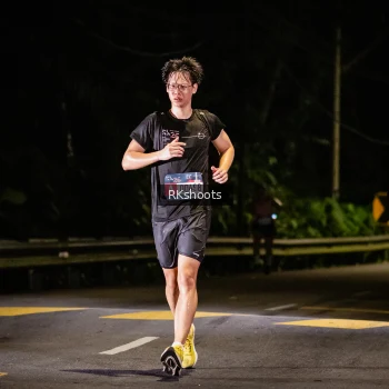 Runner Photo 3776734