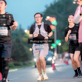 Runner Photo 3776748