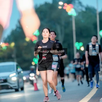 Runner Photo 3776765