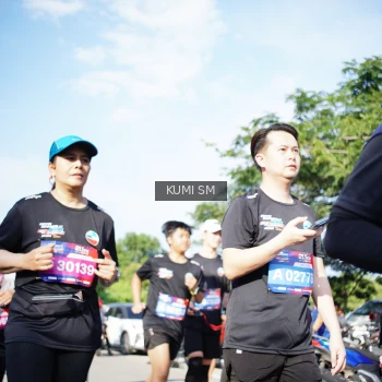 Runner Photo 3776774