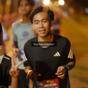 Runner Photo 3776775