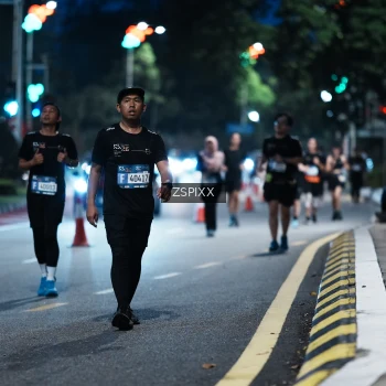 Runner Photo 3776855