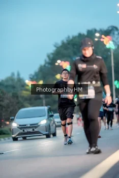 Runner Photo 3776876