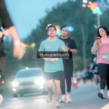 Runner Photo 3776887