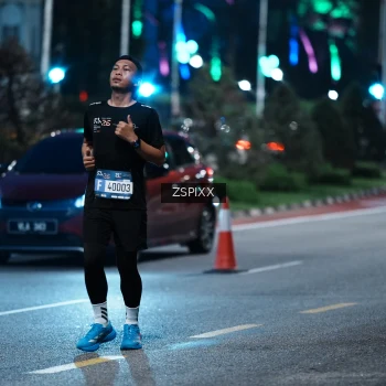 Runner Photo 3776945