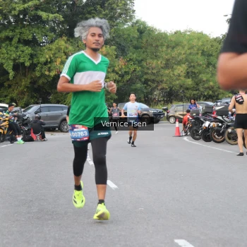 Runner Photo 3777011