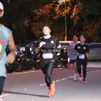 Runner Photo 3777038